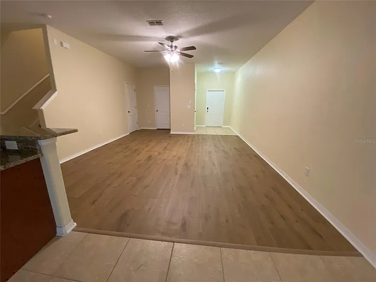 11903 Greengate Dr — Photo 3
