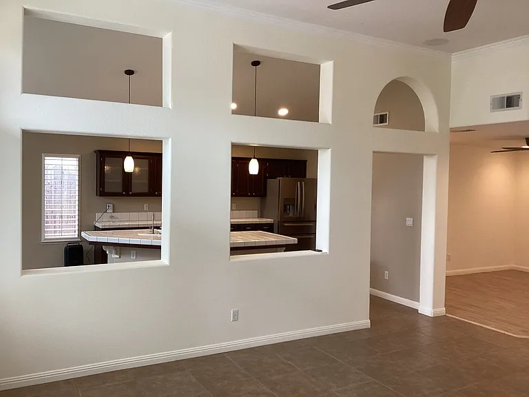 7526 N Ellendale Ave — Photo 16