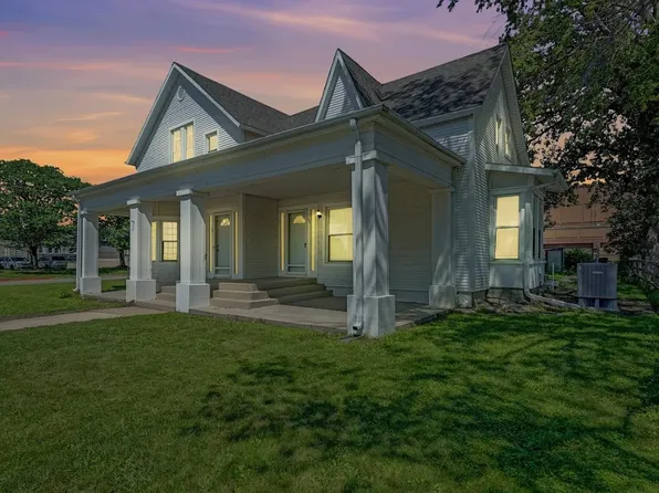 440 N 5th St, Beatrice, NE 68310