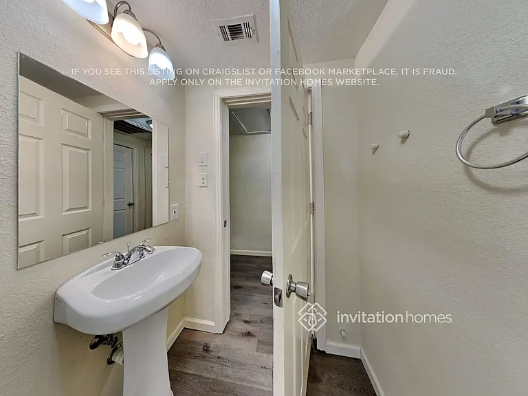 5728 Kilpatrick Ave — Photo 16