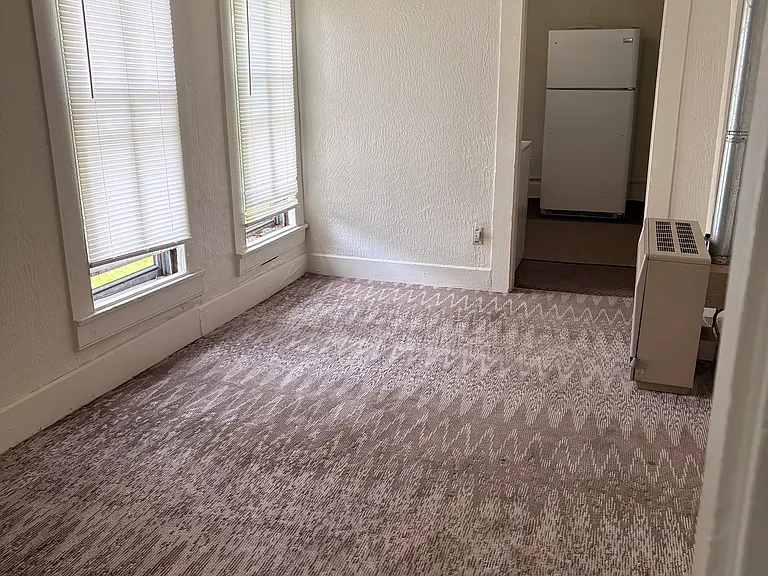 45 Pearl Ave #2 — Photo 10