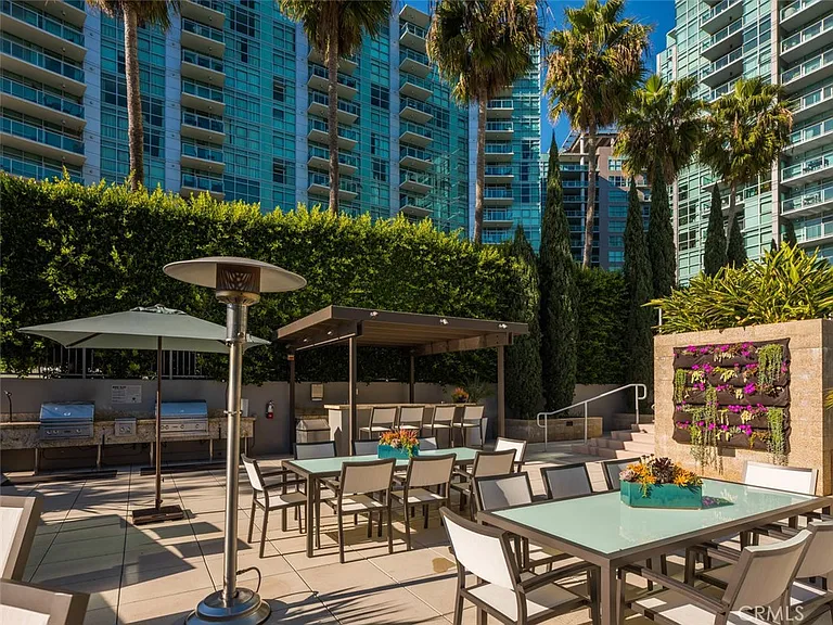 13650 Marina Pointe Dr #1605 — Photo 25
