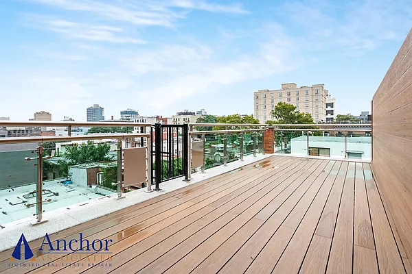 Rented by Anchor Associates | media 22