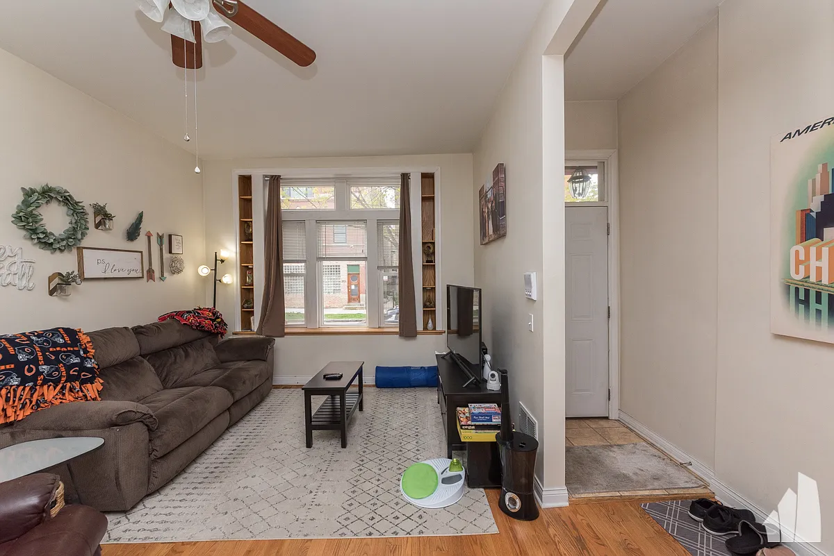 2 bed, 1.0 bath, $2,195 — Photo 1