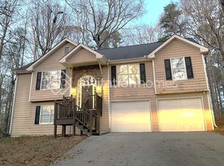 3281 Greystone Ct, Loganville, GA 30052