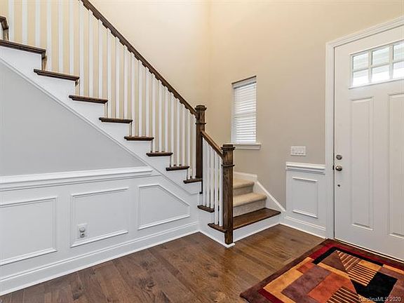 4th image of 16914 Luvera Ln