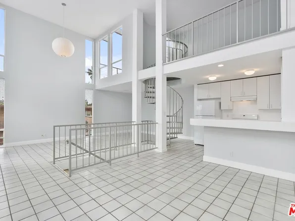 114 Fleet St, Marina Del Rey, CA 90292