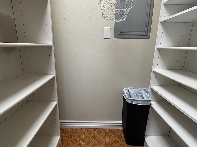221 N Bay Ln #2 — Photo 18
