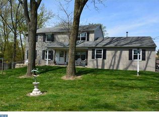 356 Lenni Rd, Lenni, PA 19052