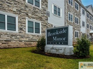 1025 Raritan Rd #201, Clark, NJ 07066