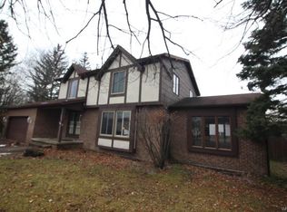 3256 Sandy Beach Rd, Grand Island, NY 14072