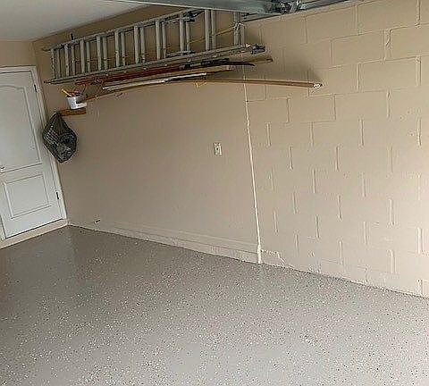 2nd image of 722 Wildflower Dr