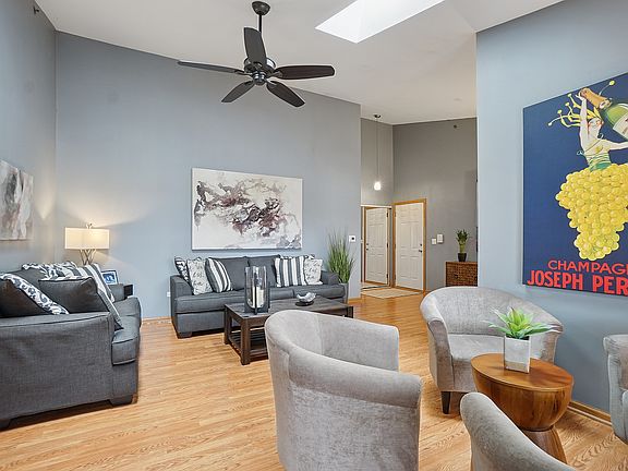5th image of 6825 Forestview Dr APT 3D