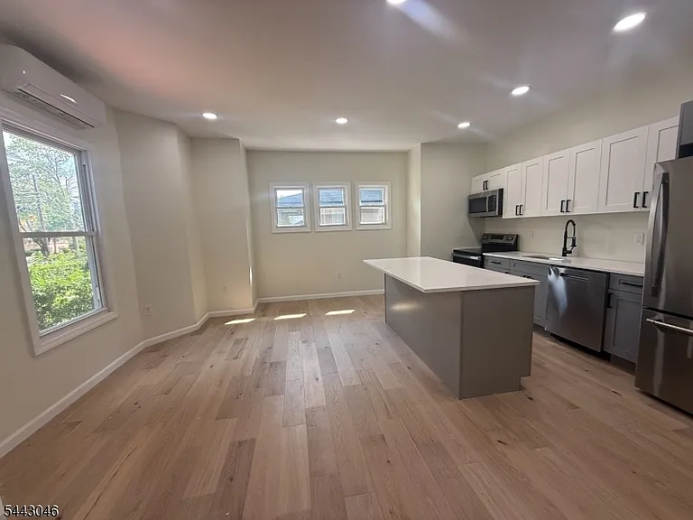 82 Grove St #1 — Photo 2