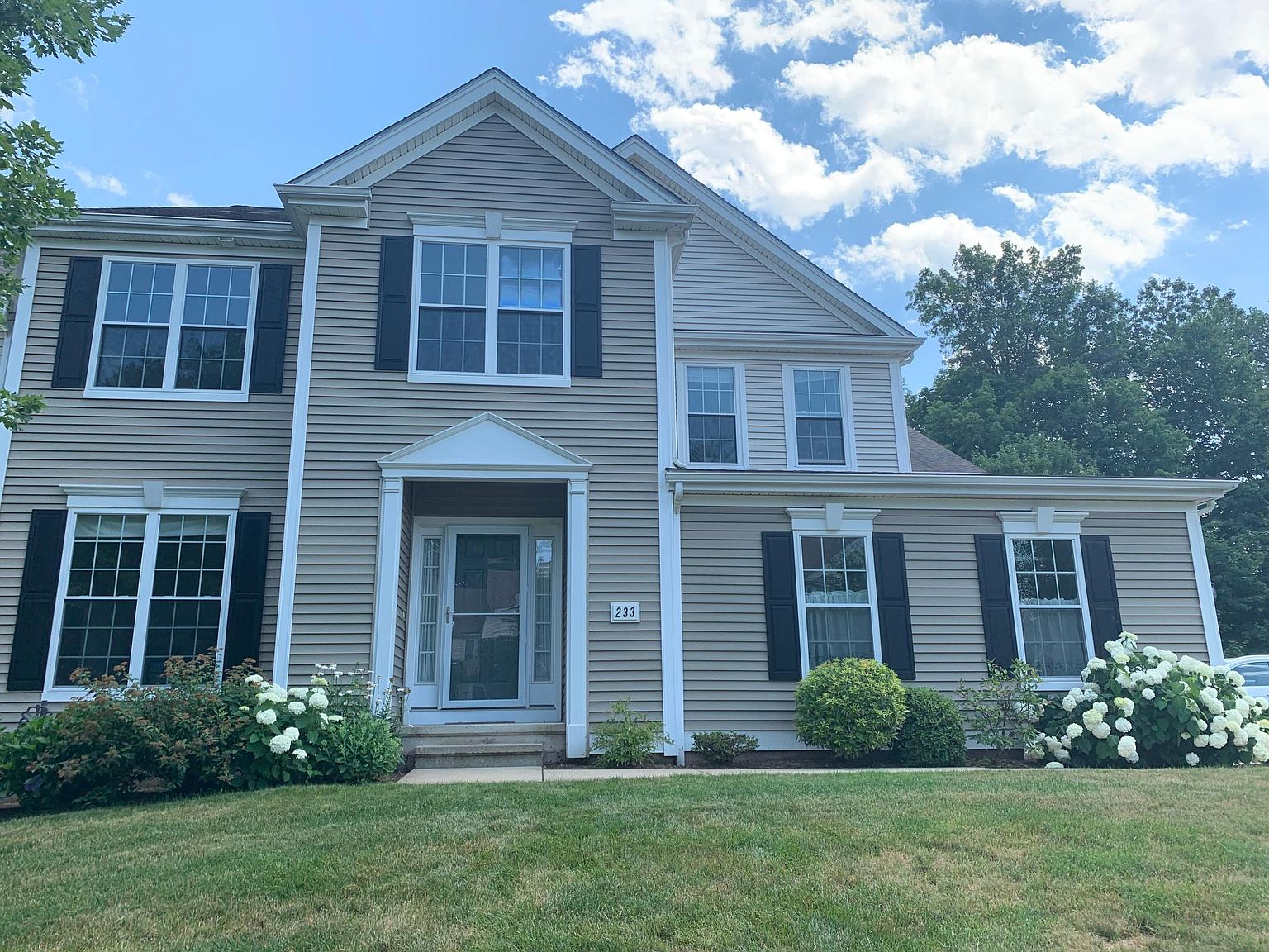 233 Sterling Dr, Newington, CT 06111 Zillow