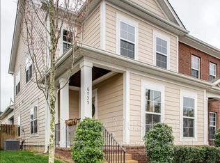 6735 Sunnywood Dr, Nashville, TN 37211