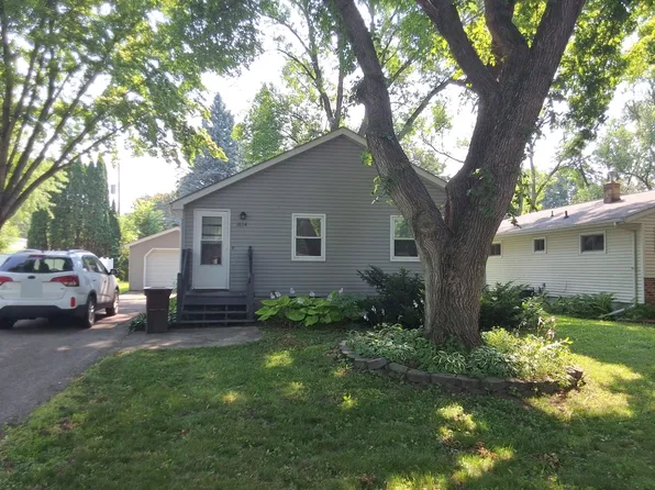 1614 N 5th St, Montevideo, MN 56265