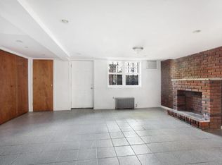 239 Leonard St #1, Brooklyn, NY 11211