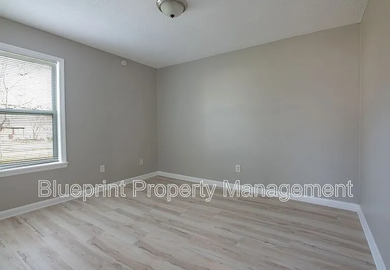 7721 1st Ave S #8 — Photo 5