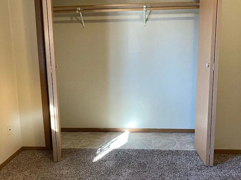 Capitol Apartments — Photo 19