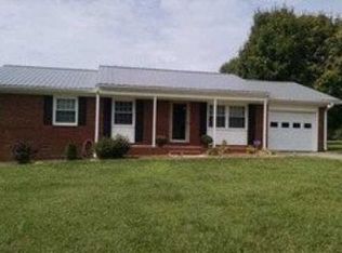 456 Waitman Rd, Lexington, NC 27295