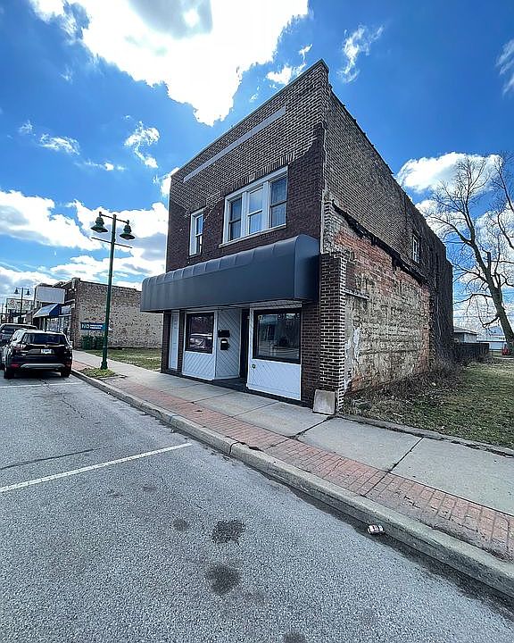 1st image of 1714 Indianapolis Blvd