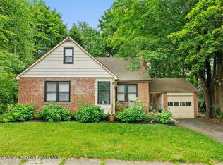 42 Center St, New Paltz, NY 12561