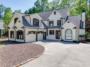 4212 Edgeworth Dr, Flowery Branch, GA 30542