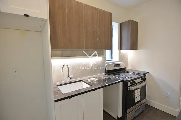 Rented by Yaffa Realty LLC | media 46