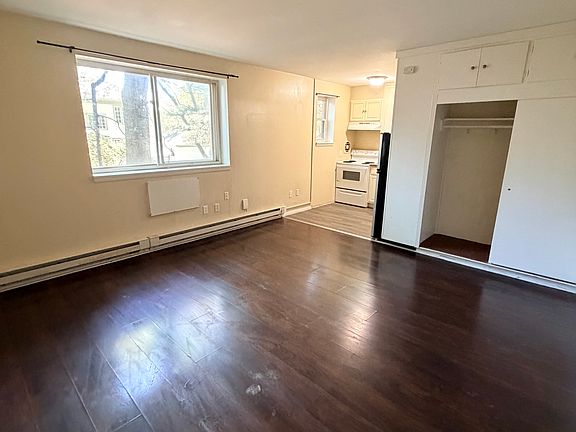 2nd image of 158 Fountain St #2C1