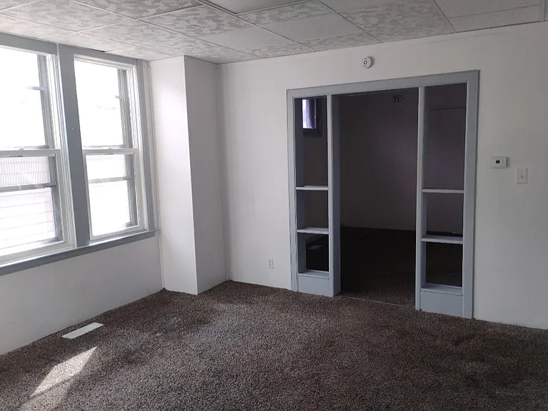 1634 S Grand Ave — Photo 3