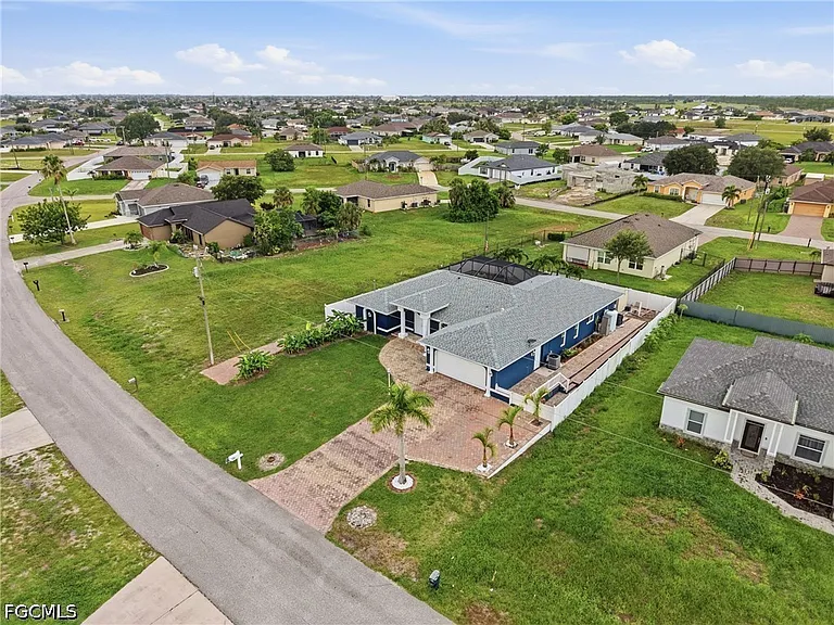 3016 SW 6th Pl — Photo 36