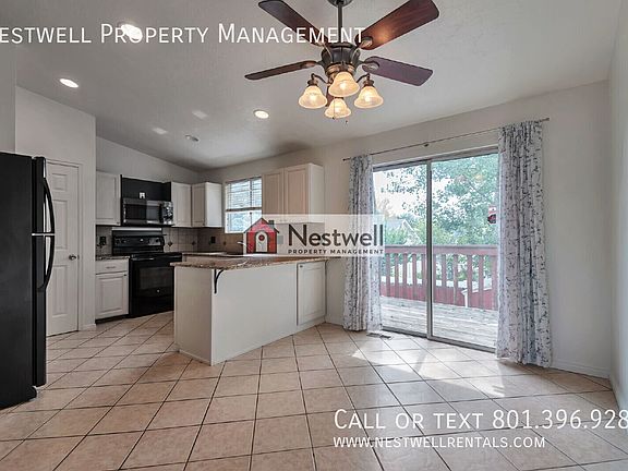 2nd image of 1637 W Crystal Ridge Dr