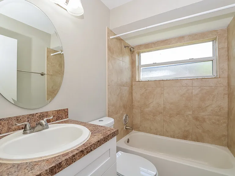 1176 Countrywind Dr — Photo 14
