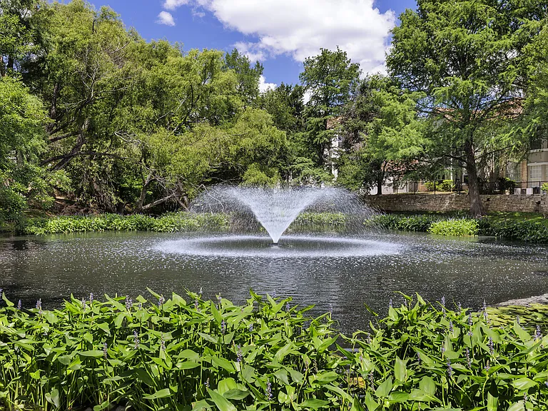 The Boulevard At Town Lake — Photo 22