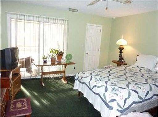 5th image of 6582 Hickory Meadow Dr