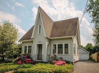 63 Holloway Rd, Rochester, NY 14610