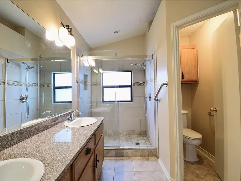 1105 Forest Oaks Path — Photo 22