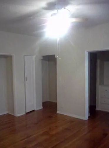 1197 N Ardmore Ave #3 — Photo 5
