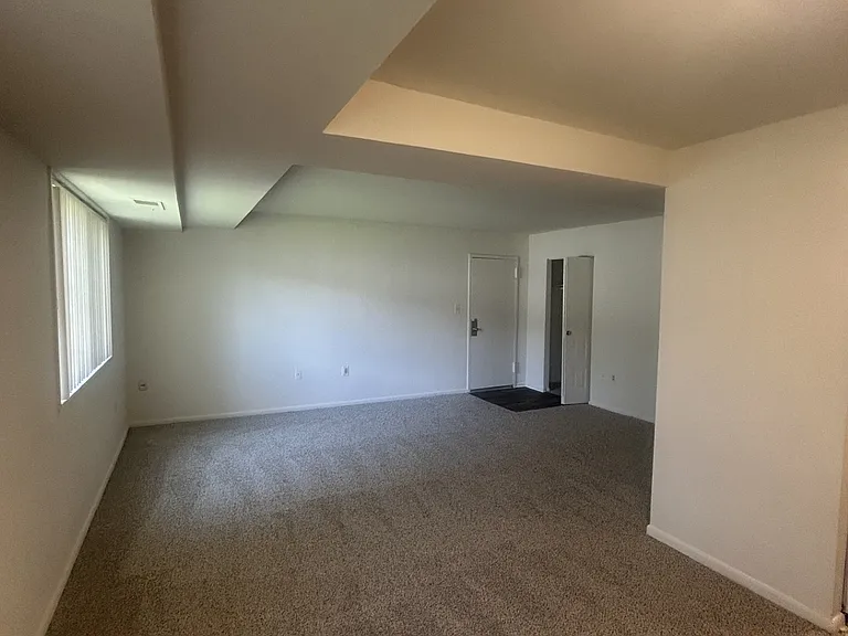 Key Landing — Photo 25