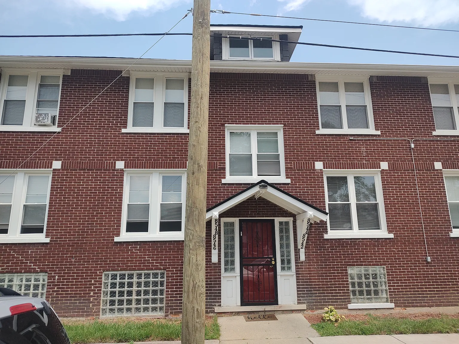 8546 Ironwood Street - Detroit, MI 48204 — Photo 2