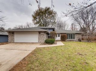 913 Madiera Dr, Shorewood, IL 60404