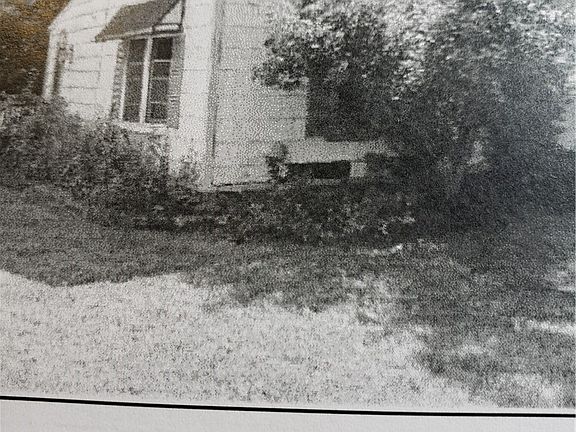 3rd image of 3574 Ridge Rd