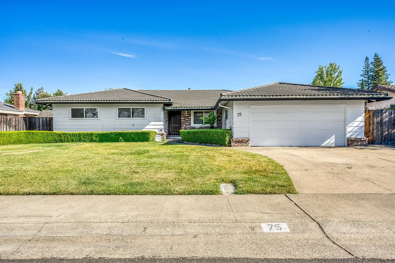 75 Cavalcade Cir photo 1