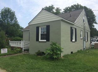 32 Old Fox Hill Rd, Hampton, VA 23669