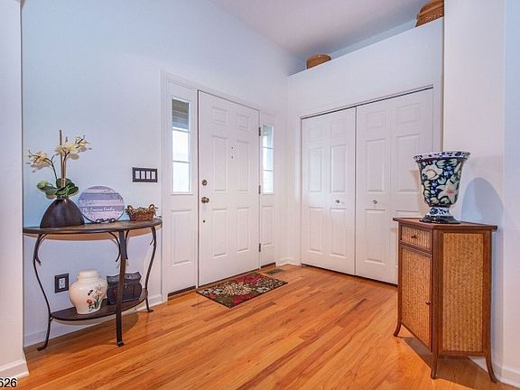 2nd image of 13 Cypress Ln