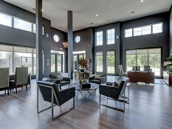5th image of 6974 Oak Dr #8207