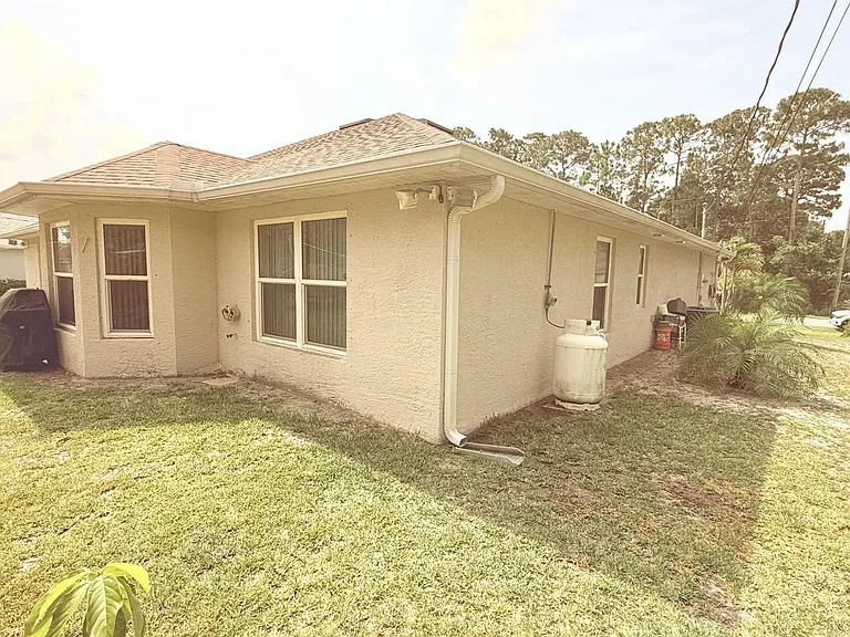 1613 SW Whipple Ave — Photo 22