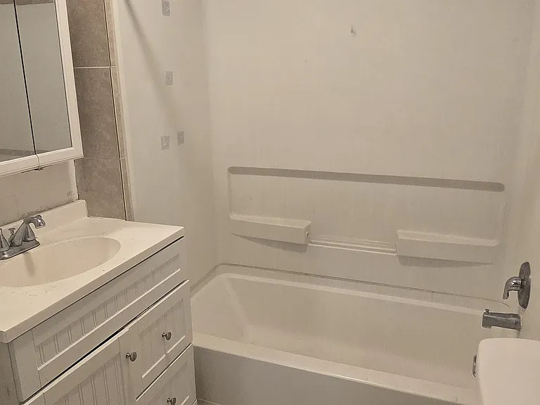 223 Vassar Dr SE — Photo 11