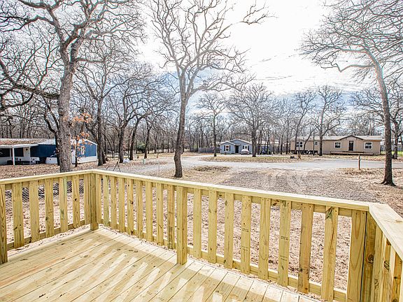 2nd image of 1613 Mockingbird Ln